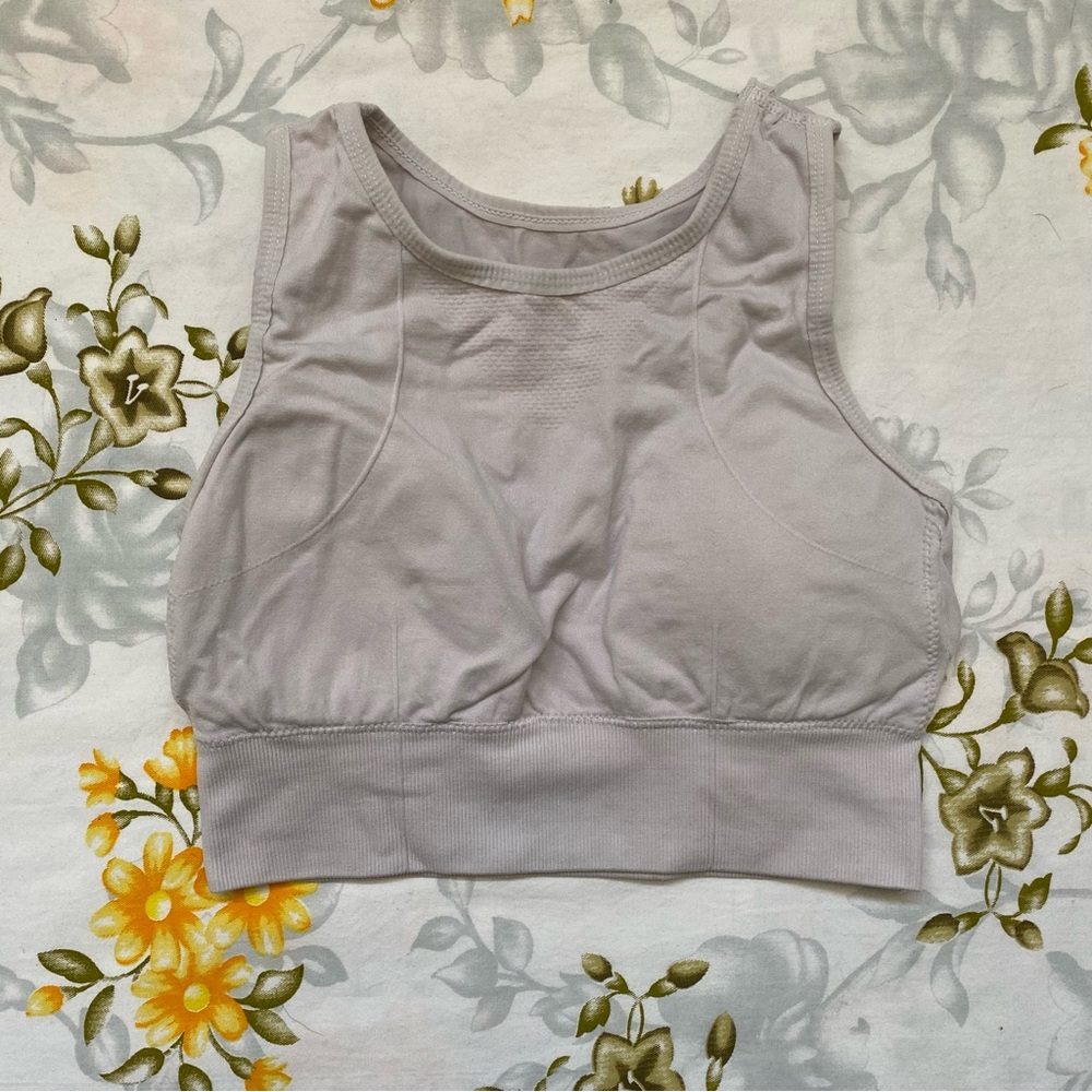 White Size M Mesh Racerback Sports Bra